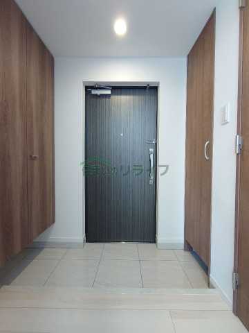 玄関　リライフ浅草店