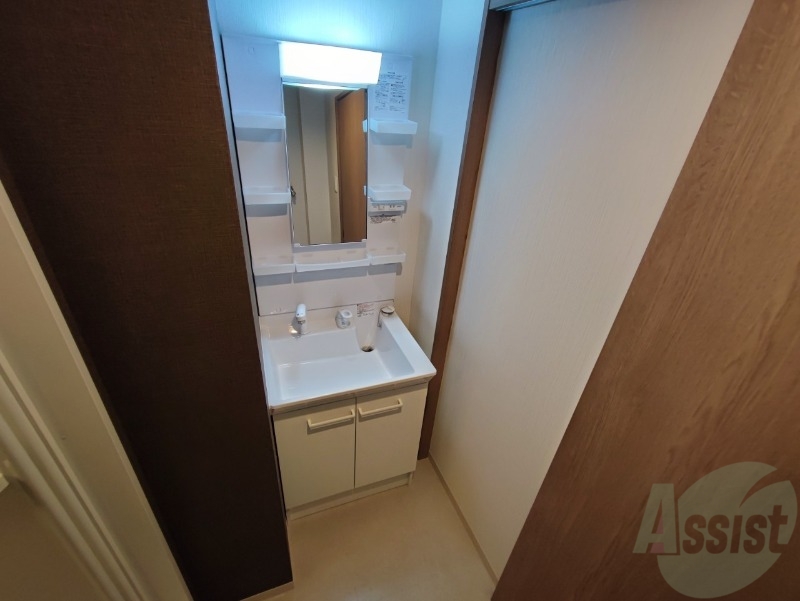 洗面設備　シャンプードレッサーで身支度もラクラクです！