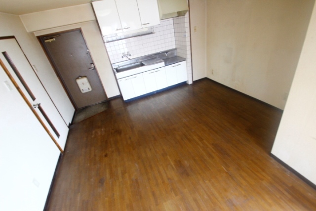 収納　押し入れ