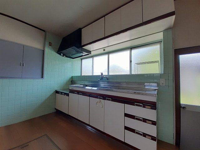 キッチン　※過去の室内写真のため現況と異なる場合があります