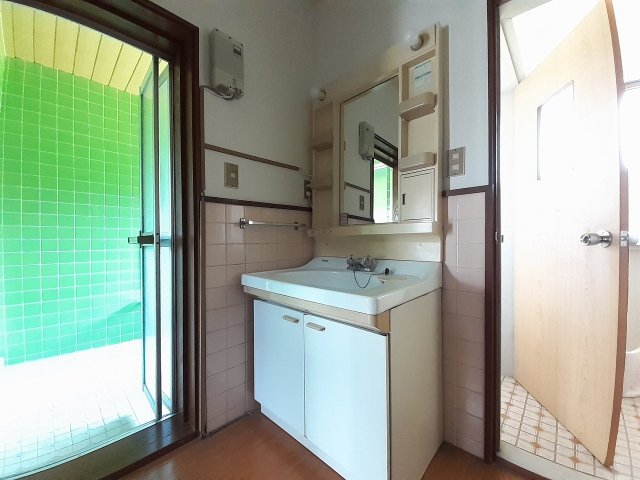 洗面設備　※過去の室内写真のため現況と異なる場合があります