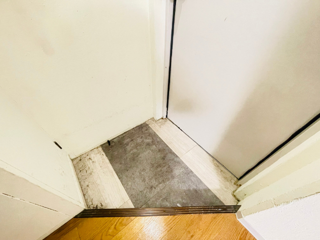 玄関　お部屋から見た玄関の様子です