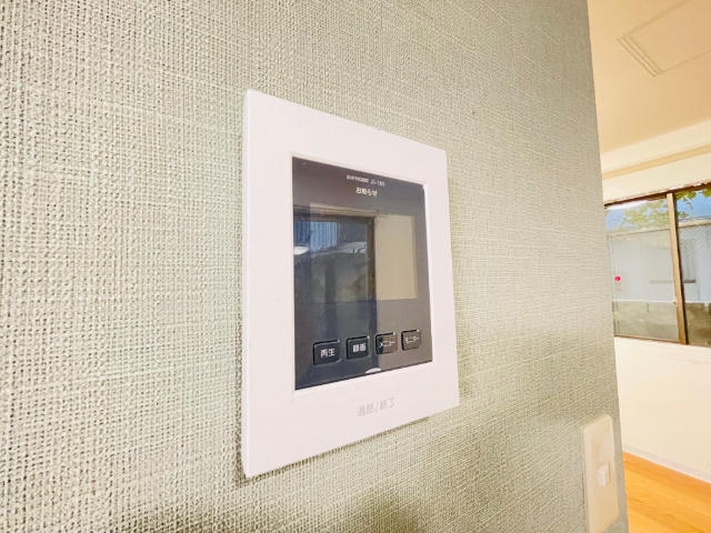 その他設備　ＴＶ付インターフォンです