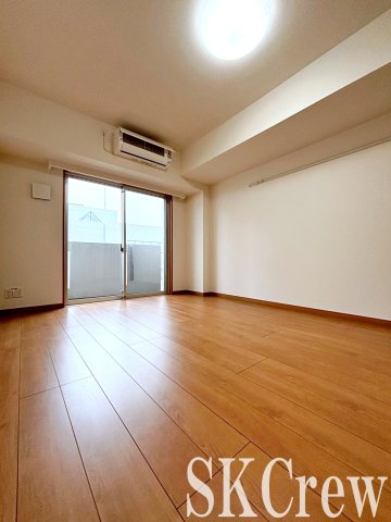 居室・リビング　別号室の写真です