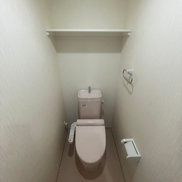 トイレ　別部屋写真（７０１）。現況優先。