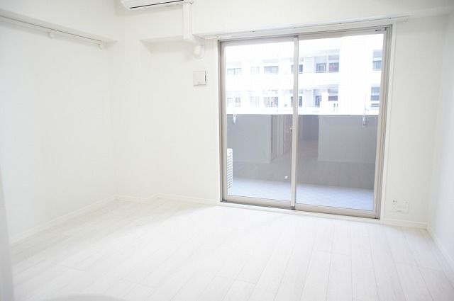 バルコニー　リビング/居室