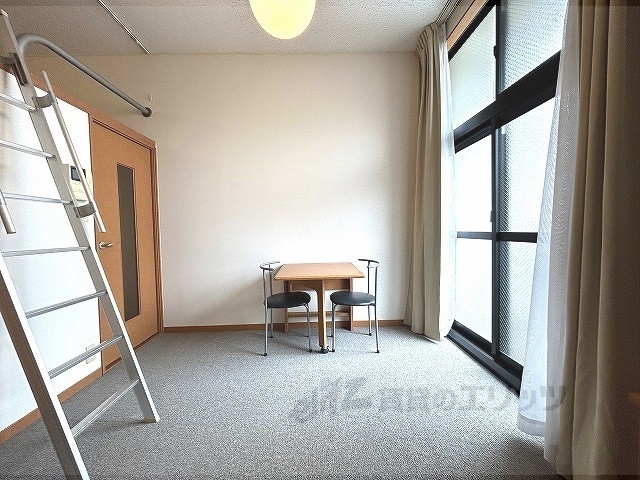 居室・リビング　リビング