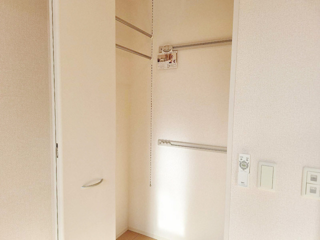 収納　ウォークインクローゼット