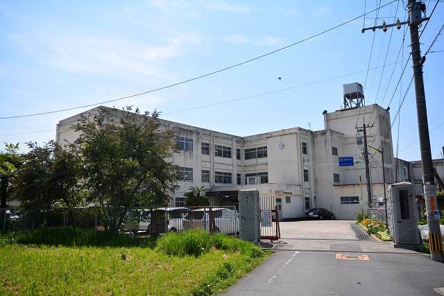 中学校　行橋市立　泉中学校（中学校）まで1100m