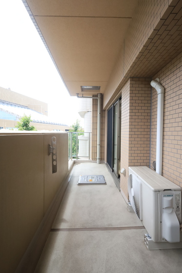 バルコニー　※別部屋の写真です