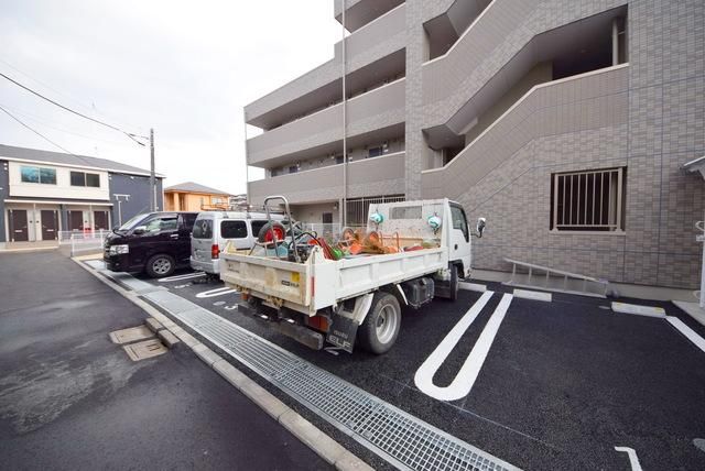 駐車場　★お問い合わせはタウンハウジングまで★