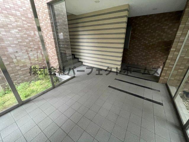 ロビー　建物の内部です