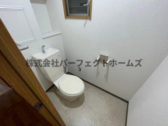 トイレ　トイレもきれいです