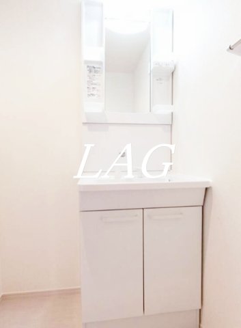 洗面設備　独立洗面台です。