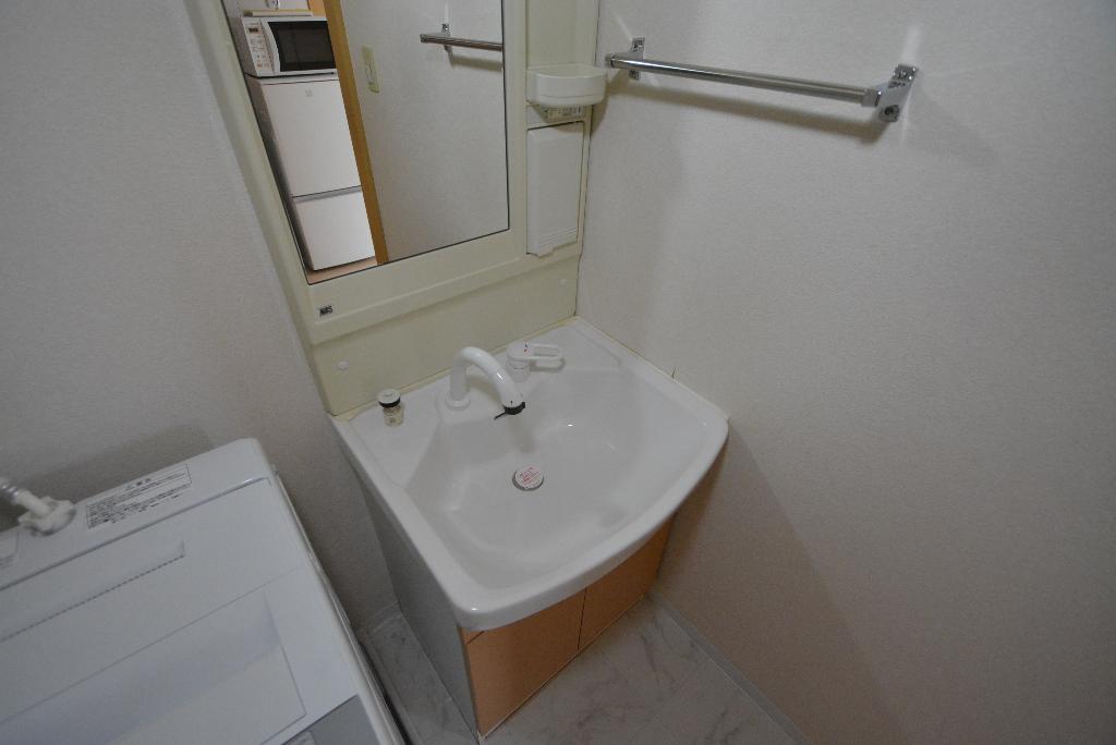 洗面設備　洗髪洗面化粧台