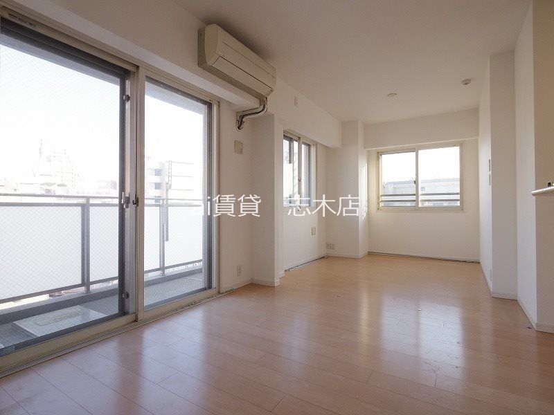 居室・リビング　※別号室写真