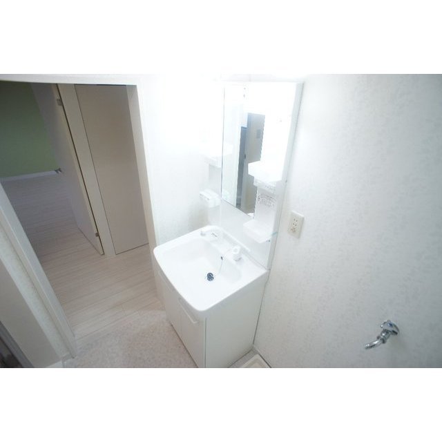 洗面設備　洗髪洗面化粧台（同仕様タイプ・現況優先）