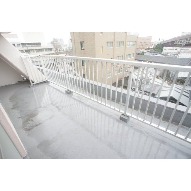 バルコニー　ベランダ（同仕様タイプ・現況優先）