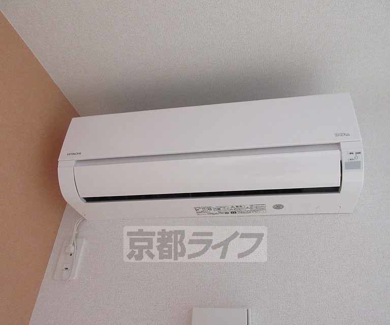 その他設備　エアコン２台付・