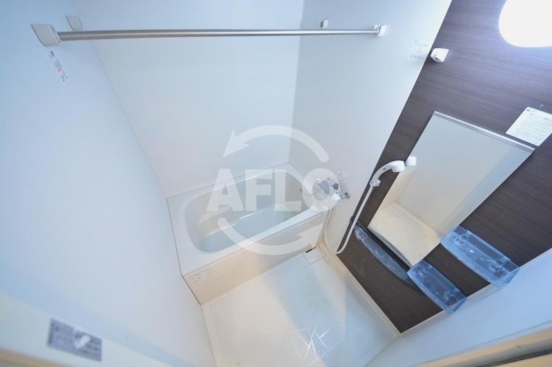 バス・シャワールーム　グランプラス谷町　浴室