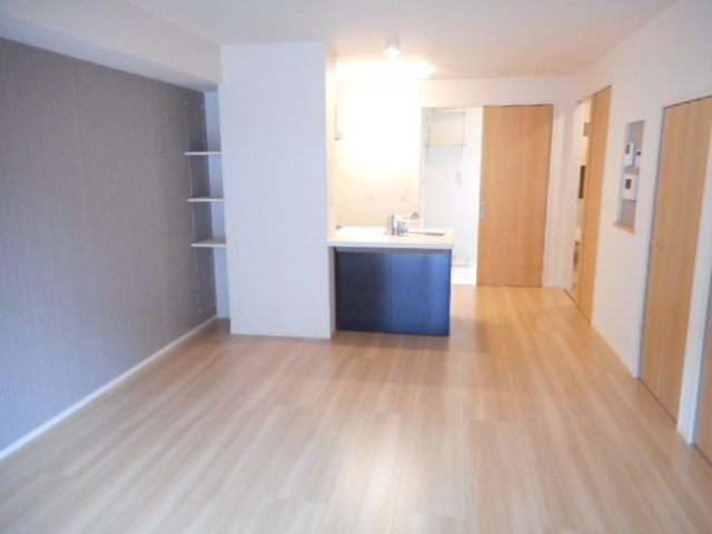 居室・リビング　１０３号ＬＤＫ