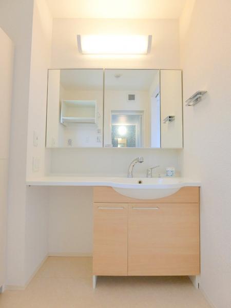 洗面設備　★広めの洗面化粧台★