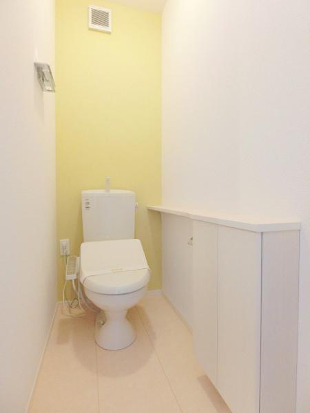 トイレ　★明るいクロスのトイレ★