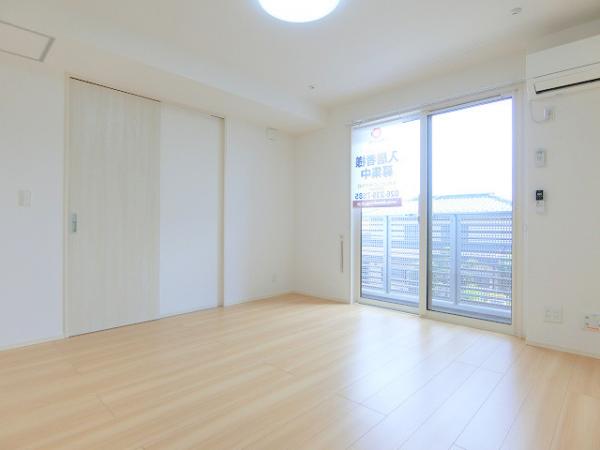 居室・リビング　★インターネット無料★