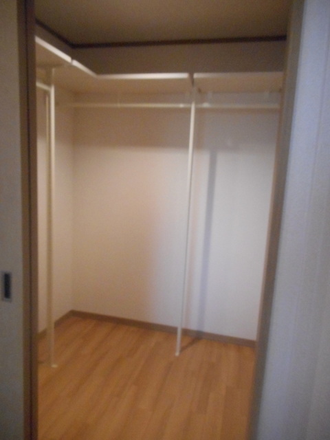 収納　ウォークインクローゼット