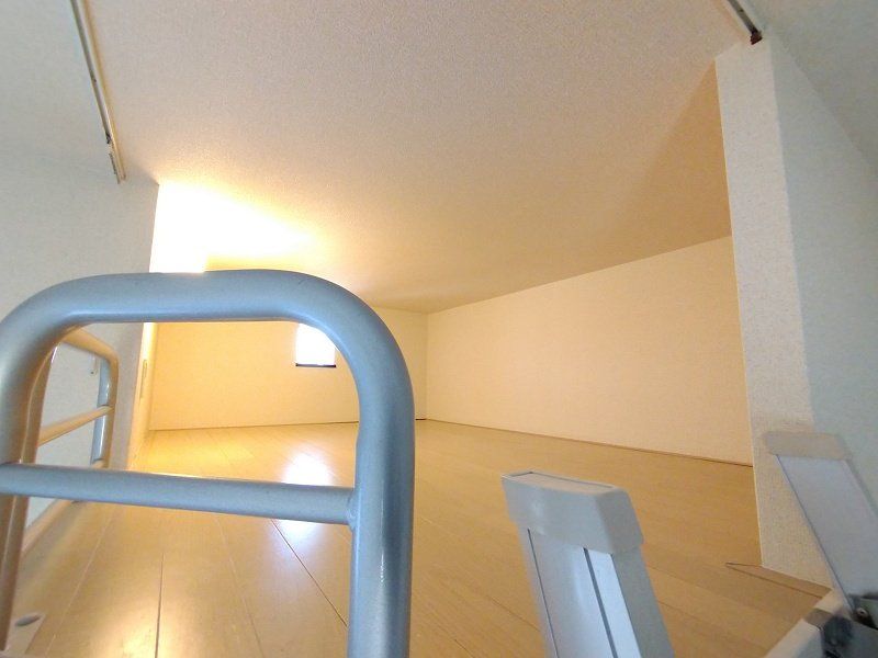 その他部屋・スペース　居間奥側ロフト