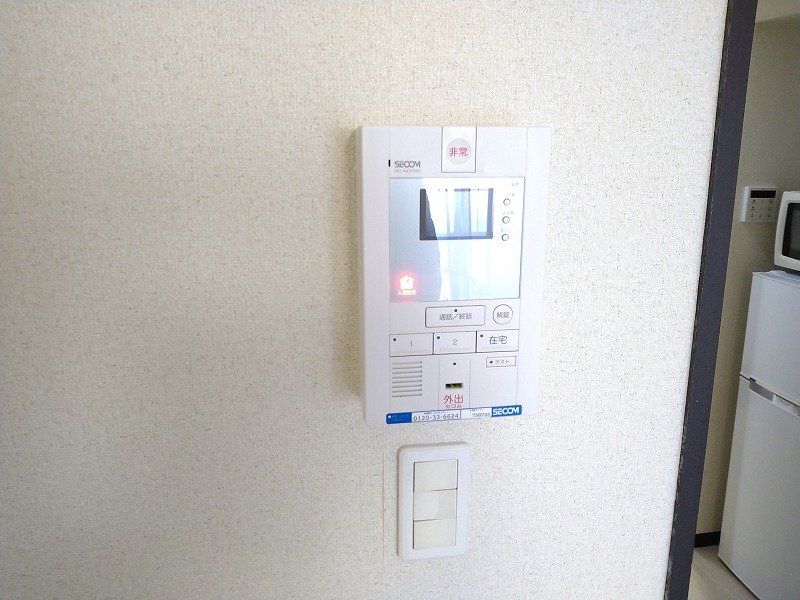 セキュリティ　モニターホン標準設置