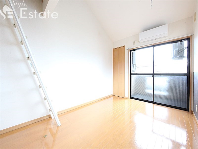 居室・リビング　内装