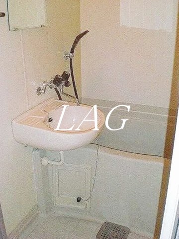 バス・シャワールーム　お風呂です。