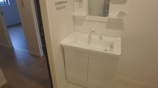 洗面設備　※同施工メーカーの内装写真です