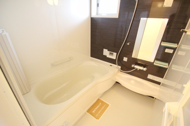バス・シャワールーム　浴室