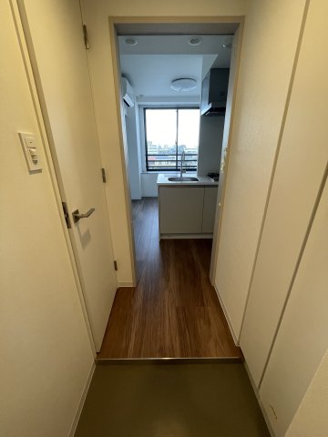 玄関　同タイプ別室参考写真