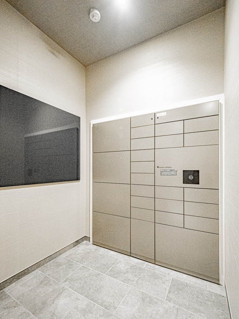 その他共有部分　外に出なくても郵便物や宅配物を取り出せます。