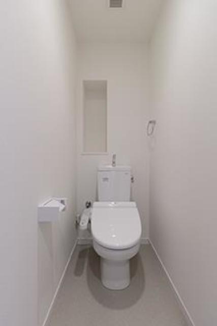 トイレ　※写真は同タイプ住戸です。