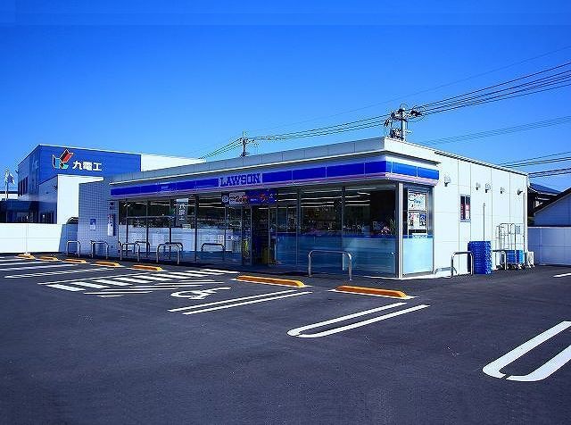 コンビニ　ローソン（コンビニ）まで210m