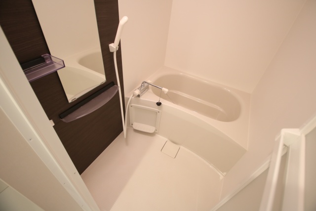 バス・シャワールーム　※別室の参考写真の為、現況優先です。