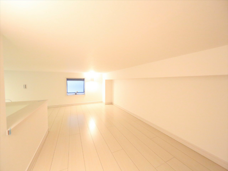 その他部屋・スペース　ロフト5.7帖（収納としてもお部屋としても使えます）