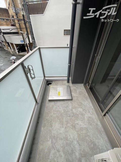 バルコニー　広々バルコニーです。