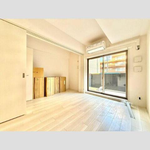 居室・リビング　室内