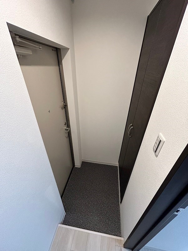 玄関　同じ施工のイメージ写真