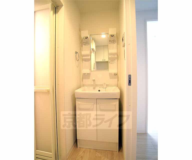 洗面設備　うれしい独立洗面台