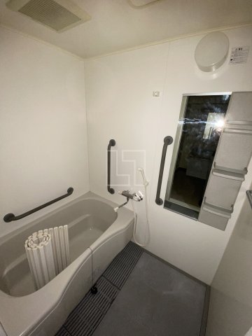 バス・シャワールーム　GRAZIO日本一（グラチオ日本一）　浴室