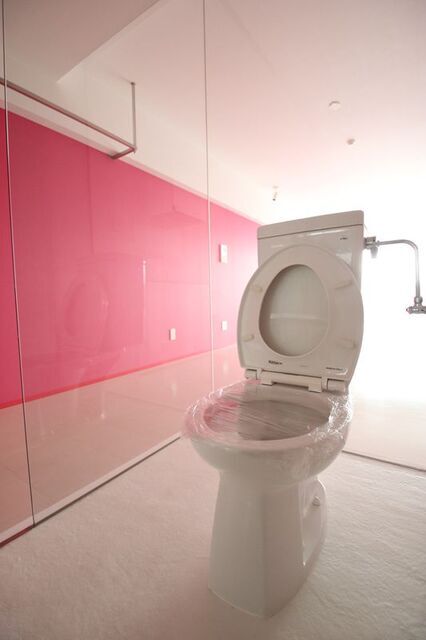 トイレ　※別室の参考写真の為、現況優先です。