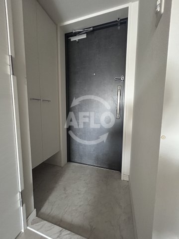 玄関　オーキッドレジデンス新大阪　玄関