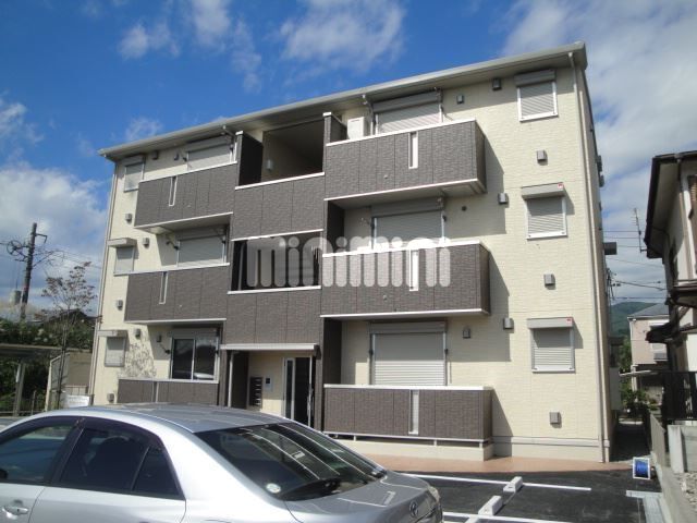 建物外観　住環境良好