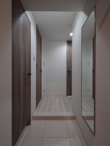 玄関　収納もある玄関です